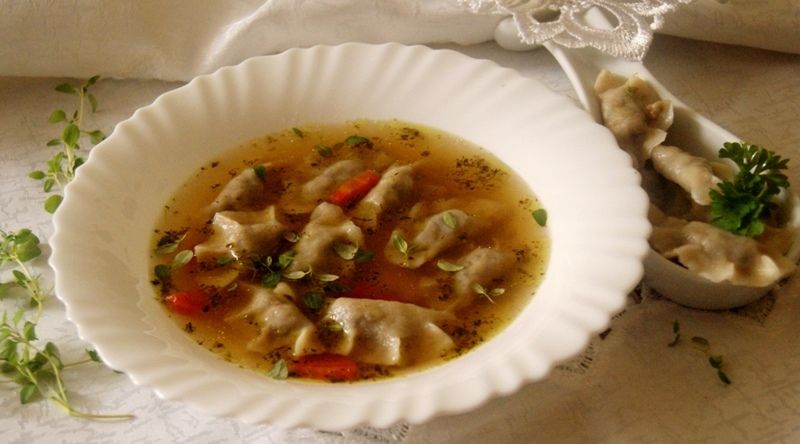 Rosół z  gęsi z kołdunami