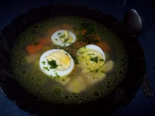 Rosół z jajkiem 