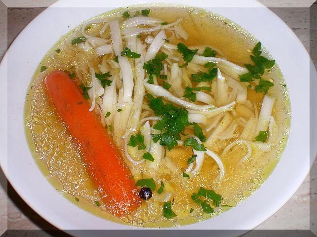 Rosół z kaczki z japońskim makaronem Rosół z kaczki z japońskim makaronem