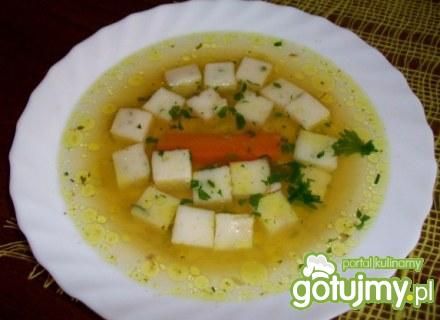 Rosół z kosteczkami 