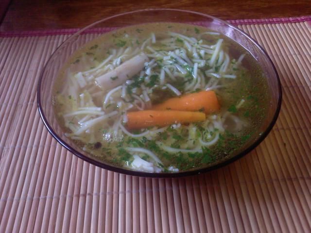 Rosół -z kur wielu Rosół -z kur wielu