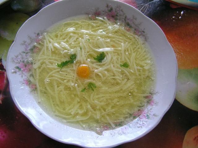 Rosół z makaronem