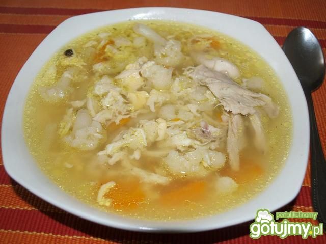 Rosołek z kluseczkami i kalafiorem Rosołek z kluseczkami i kalafiorem