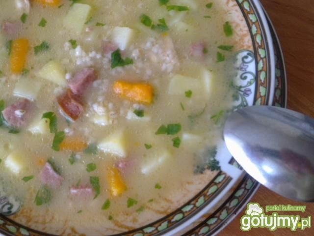 Rosołowa z kaszą jęczmienną  Rosołowa z kaszą jęczmienną