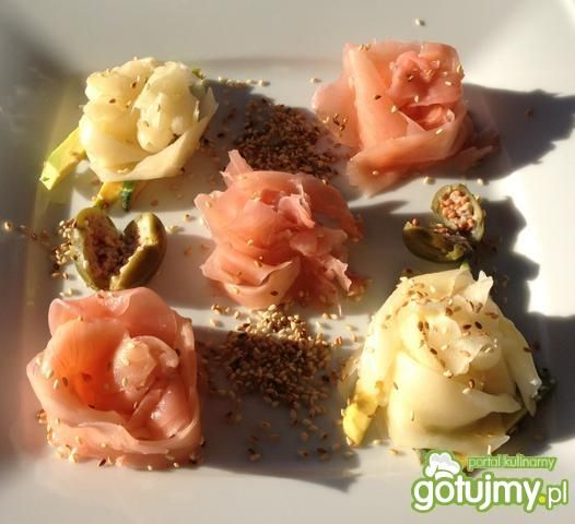 Róże z marynowanego imbiru dla ukochanej