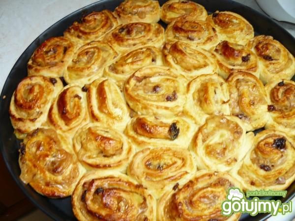 Rozeta drożdżowa Rozeta drożdżowa