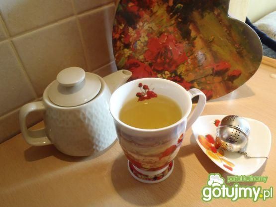 Rozgrzewająca herbata z trawą cytrynową Rozgrzewająca herbata z trawą cytrynową