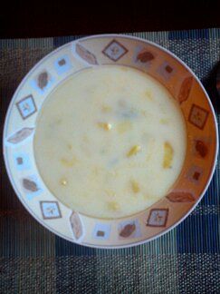 Rozgrzewająca zupa czosnkowa