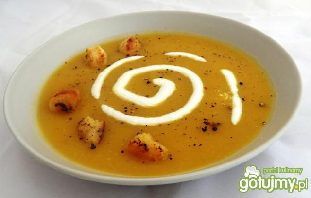 Rozgrzewająca zupa dyniowa