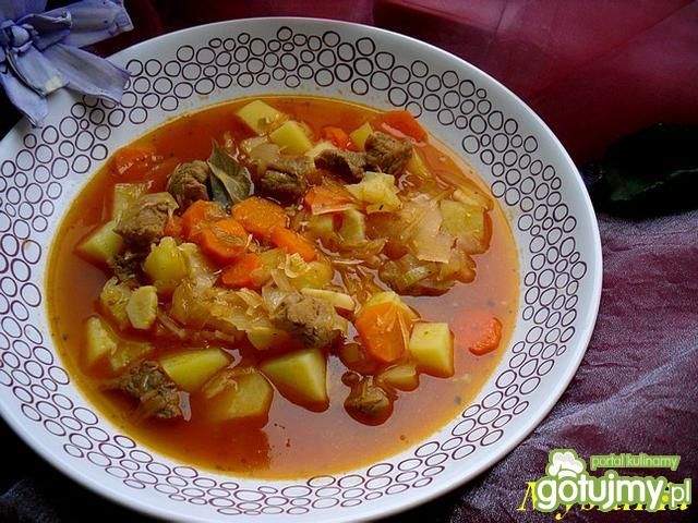 Rozgrzewająca zupa gulaszowa Rozgrzewająca zupa gulaszowa