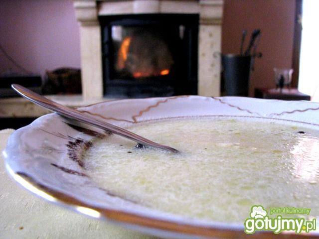 Rozgrzewająca zupa imbirowa  Rozgrzewająca zupa imbirowa