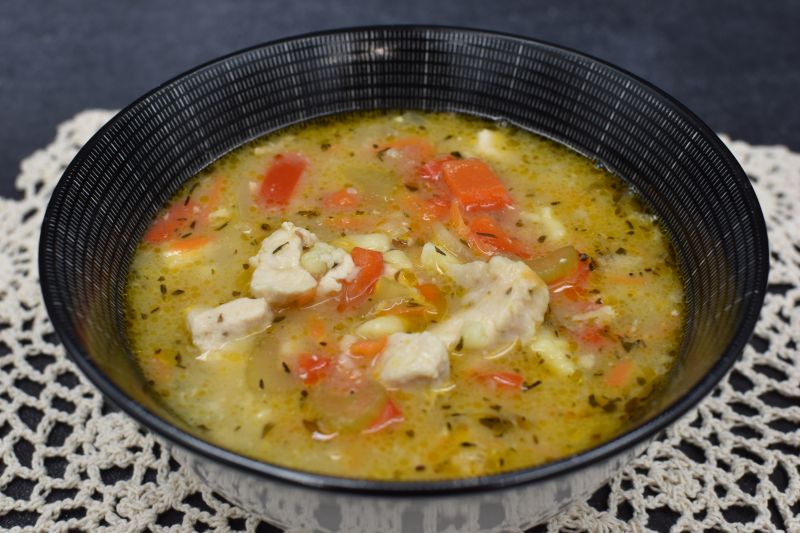 Rozgrzewająca zupa z kurczakiem