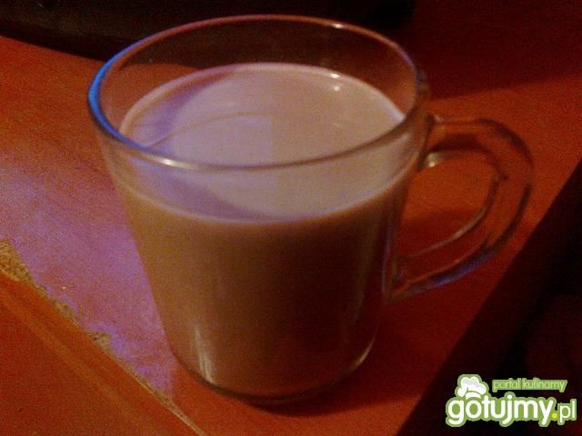 Rozgrzewające kakao z rumem