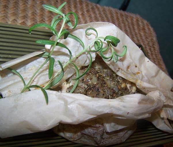 Rozmarynowe paczuszki z kurczaka