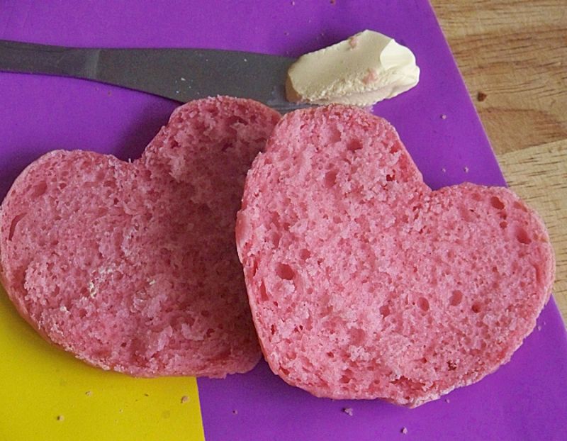 Różowe bułeczki serduszka dla dziewczynek