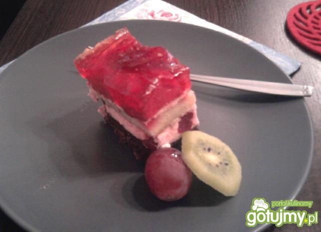 Różowe ciasto truskawkowe Różowe ciasto truskawkowe