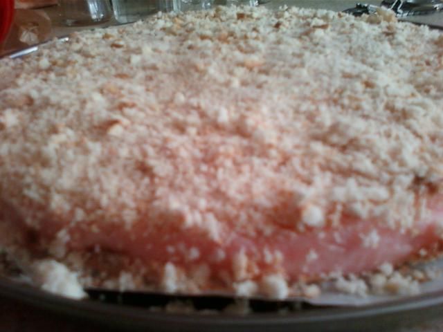 Różowy budyń na biszkoptach