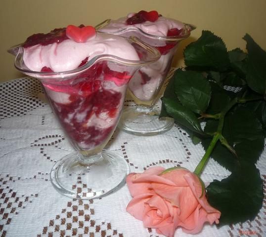 Różowy deser Różowy deser