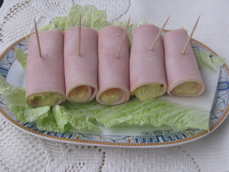 Ruloniki szynkowe z nadzieniem jajecznym Ruloniki szynkowe z nadzieniem jajecznym