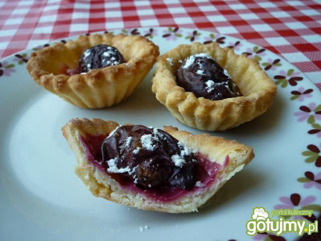 Rumowe babeczki ze śliwkami.