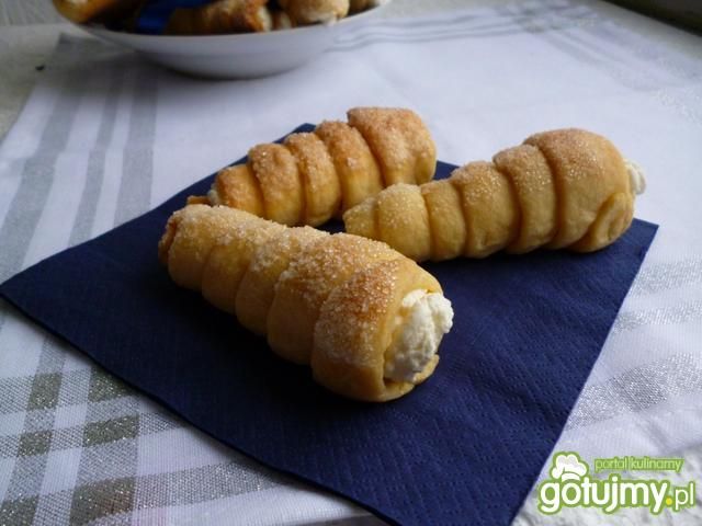 Rurki z bitą śmietaną 2 Rurki z bitą śmietaną 2