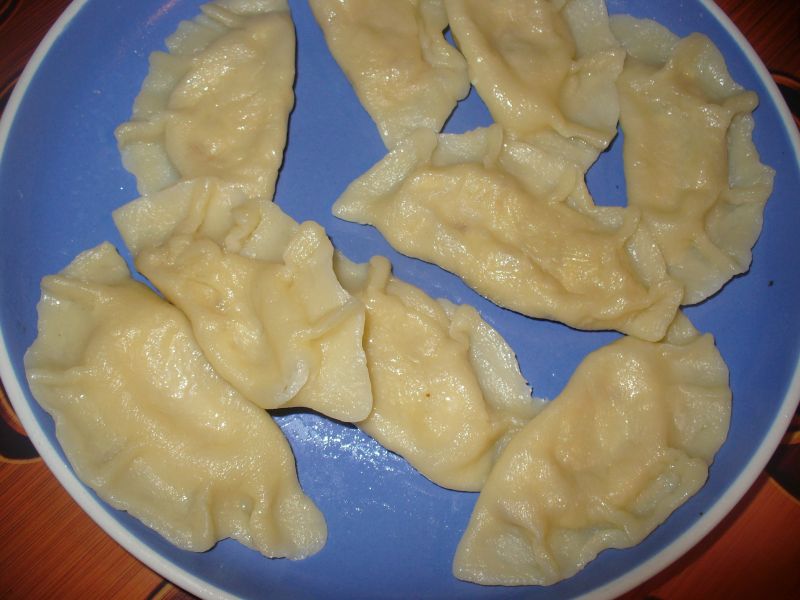 Ruskie pierogi z serem i cebulką Ruskie pierogi z serem i cebulką