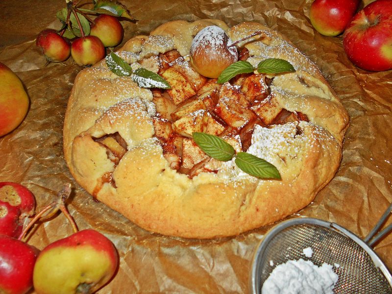 Rustykalna tarta z jabłkami Rustykalna tarta z jabłkami