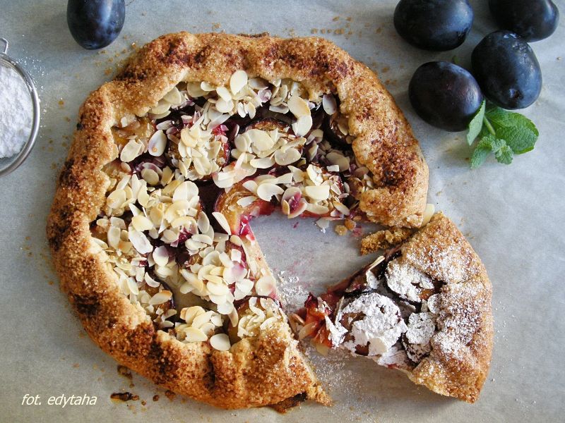 Rustykalna tarta ze śliwkami Rustykalna tarta ze śliwkami
