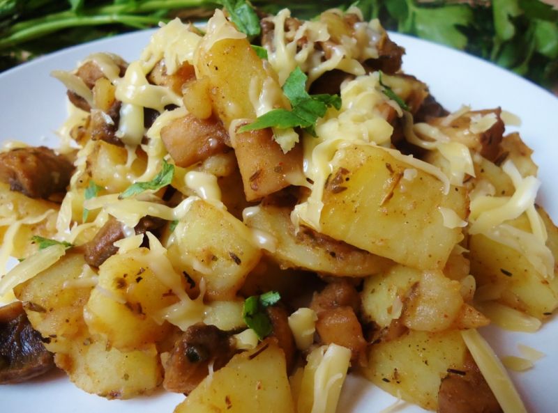 Rustykalne ziemniaczki z pieczarkami Rustykalne ziemniaczki z pieczarkami