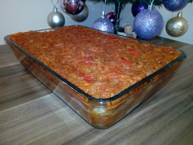 Ryba po grecku z papryką i czosnkiem