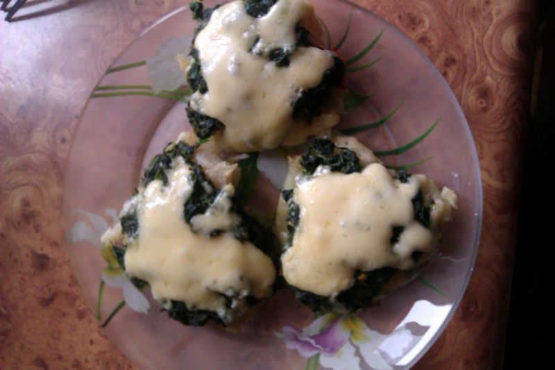 Ryba pod kołderką z szpinaku