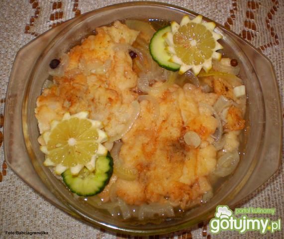 Ryba w cieście w kwaśnej galarecie