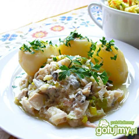 Ryba w porach i pieczarkach Ryba w porach i pieczarkach