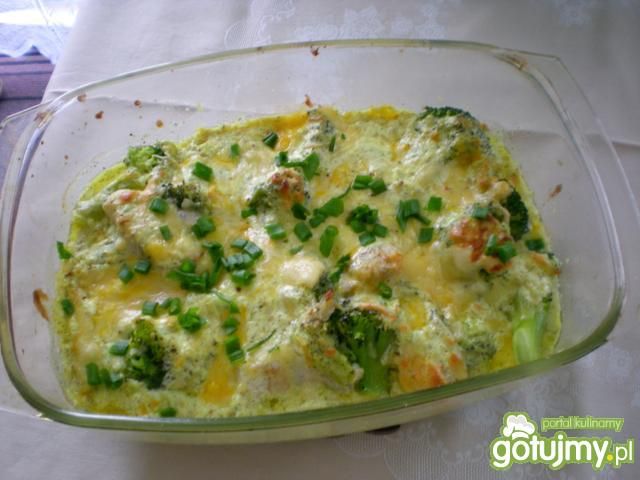 Ryba zapiekana z brokułami
