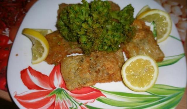 Rybka z brokułem Rybka z brokułem