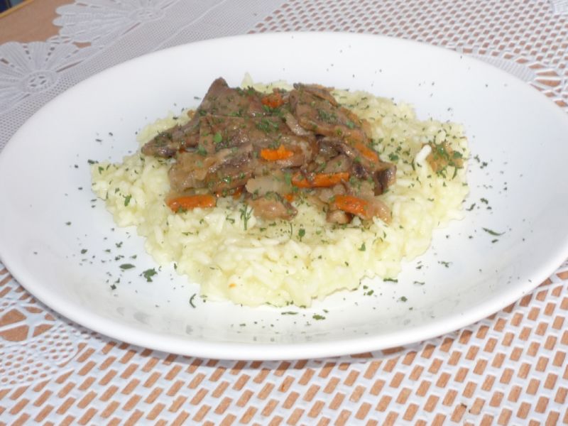 Ryż gotowany z prawdziwkami Ryż gotowany z prawdziwkami