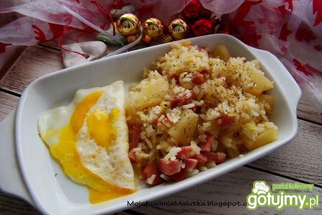 Ryż jaśminowy z ananasem i szynką  Ryż jaśminowy z ananasem i szynką