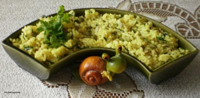 Ryż na bulionie w zielone ,, piegi ,, Ryż na bulionie w zielone ,, piegi ,,