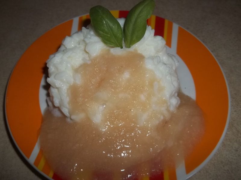 Ryż na mleku z musem gruszkowym Ryż na mleku z musem gruszkowym