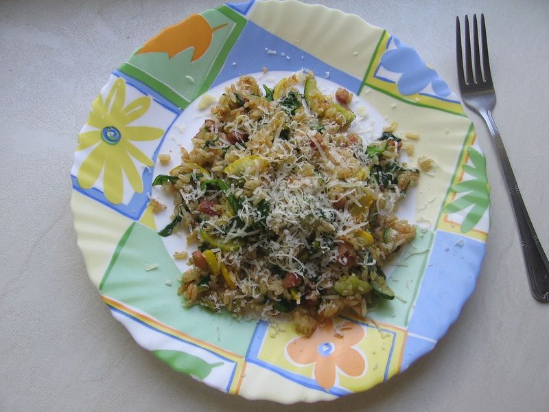 Ryż smażony z cukinią i ze szpinakiem