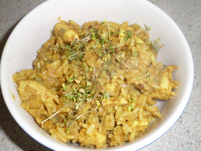 Ryż smażony z kurczakiem Ryż smażony z kurczakiem