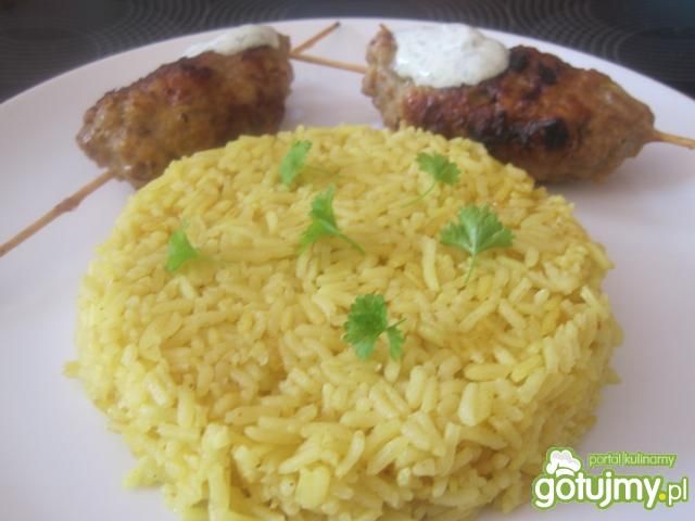 Ryż z curry do kebabów Ryż z curry do kebabów
