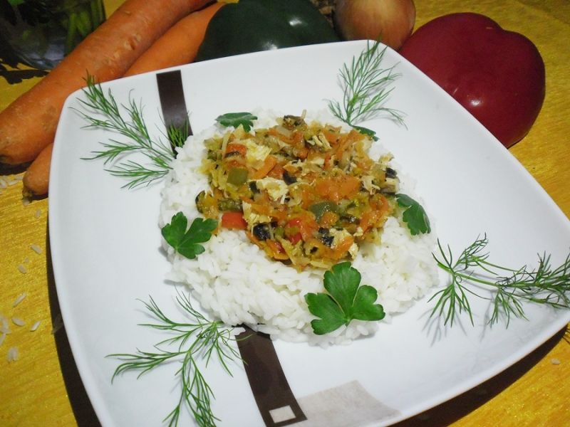 Ryż z duszonymi warzywami, zdrowo i kolorowo Ryż z duszonymi warzywami, zdrowo i kolorowo