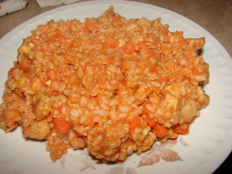 Ryż z gyrosem i jarzynami Ryż z gyrosem i jarzynami