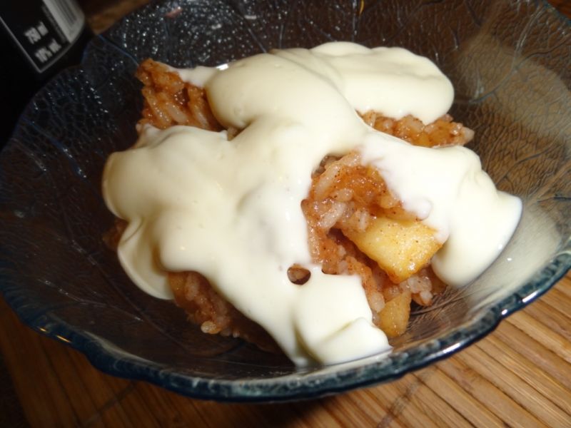 Ryż z jabłkami na słodko