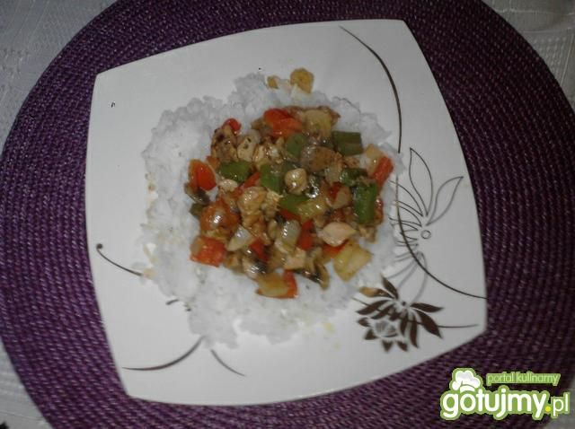 Ryż z kolorową papryką Ryż z kolorową papryką