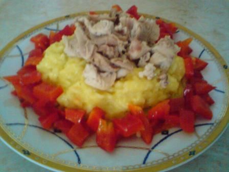 Ryż z kurczakiem i papryką