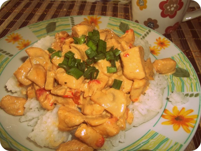 Ryż  z kurczakiem w sosie śmietanowym Ryż  z kurczakiem w sosie śmietanowym