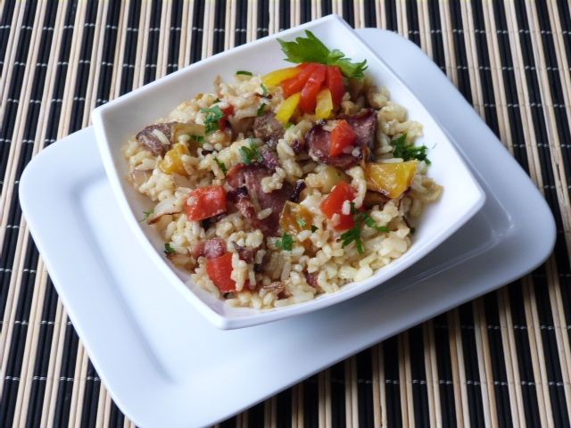 Ryż z mięsem i papryką