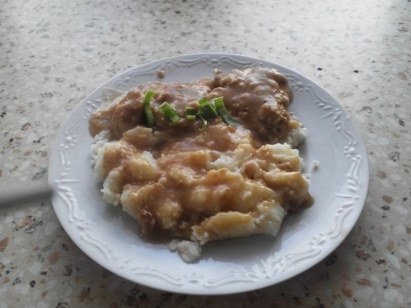 Ryż z piersią kurczaka w sosie grzybowym